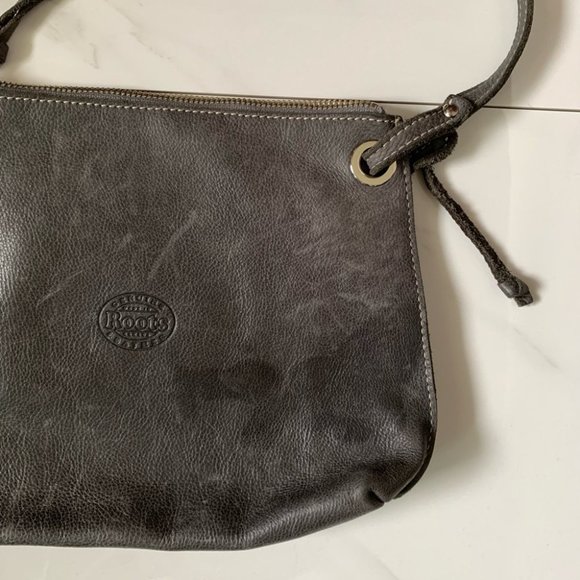 Roots Edie Grey Leather Adjustable Crossbody Bag - Picture 12 of 13